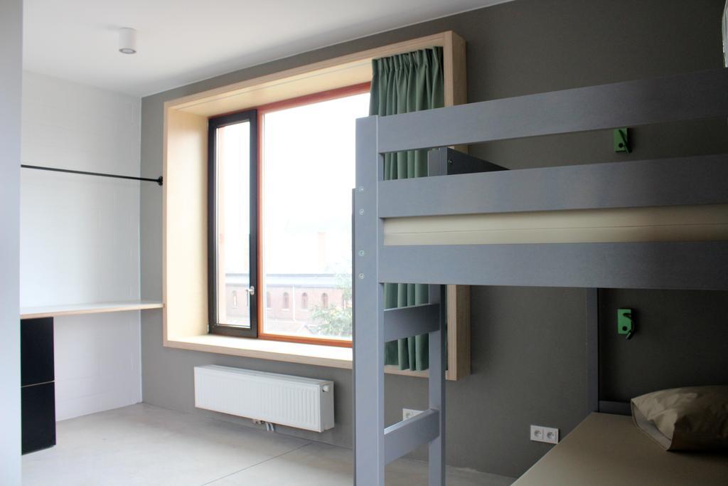 Hostel Groeninghe Kortrijk Bagian luar foto
