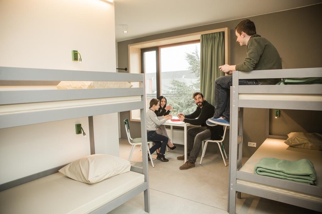 Hostel Groeninghe Kortrijk Ruang foto