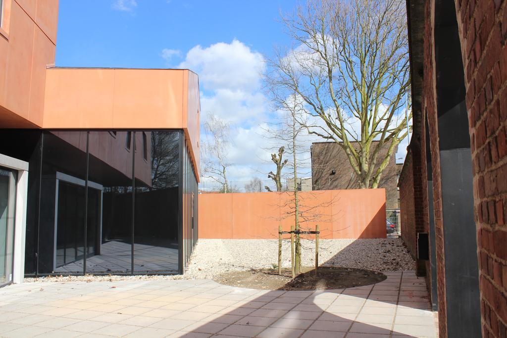Hostel Groeninghe Kortrijk Bagian luar foto